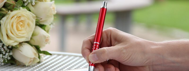赣教云官方平台登录页面截图示意，深色界面显示登录框与注册按钮，绿色高亮标注注册入口位置